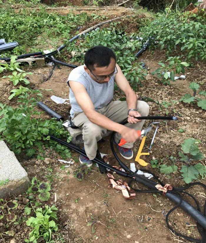 確保旅客順暢出行，機(jī)場一線職工高溫堅(jiān)守！